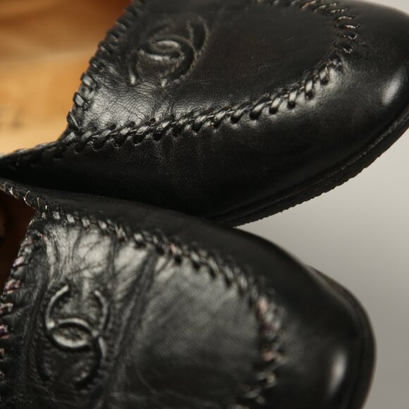 CHANEL CC Loafer - Picture 6 of 8